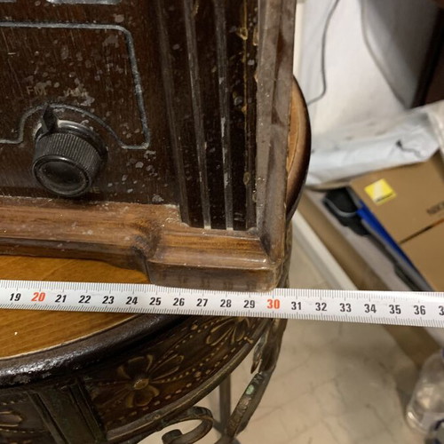 General Electric retro radio used