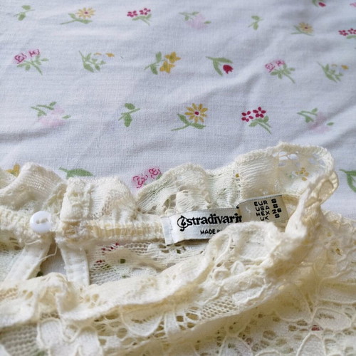 Stradivarius lace used, white, size XS