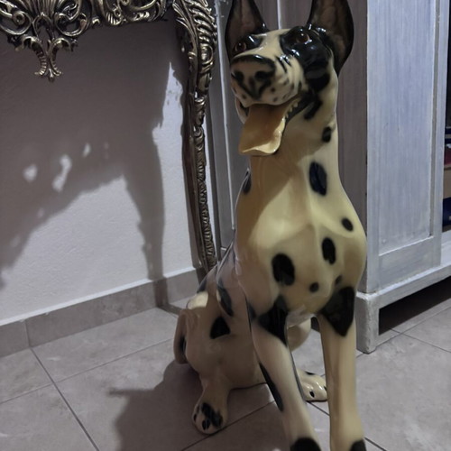 Porcelain dog like new