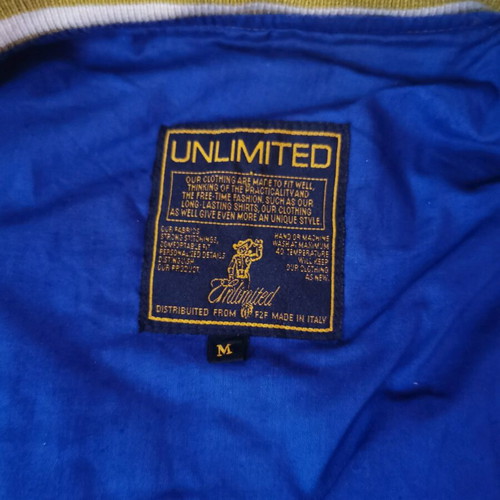 Unlimited spring jacket size M like new, gold color