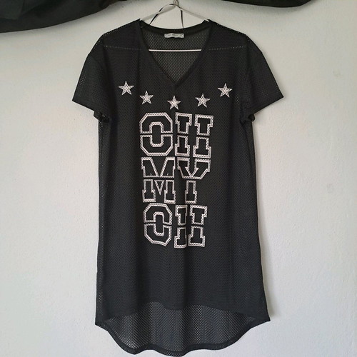 Oversized black mesh short-sleeve shirt like new, size M
