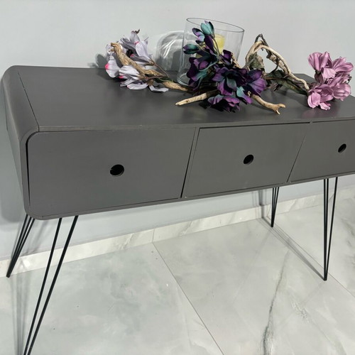 Console like new, slightly used