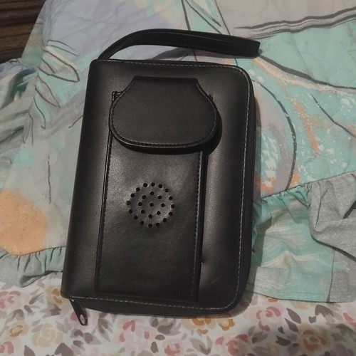 Organizer agenda with zipper used, black color, internal dividers