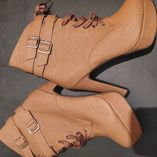 Booties new brown size 42
