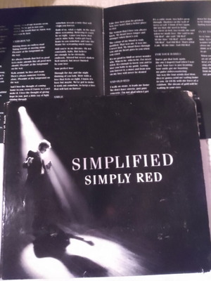Simply Red Simplified CD like new, pop genre