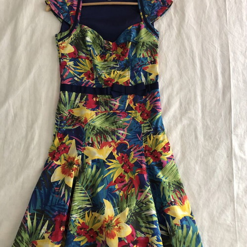 Karen Millen women's dress like new, colorful, size S