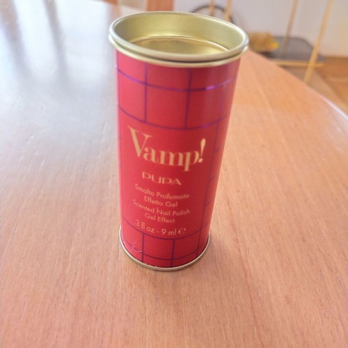 Pupa Vamp Scented Nail Polish Gel Effect red new
