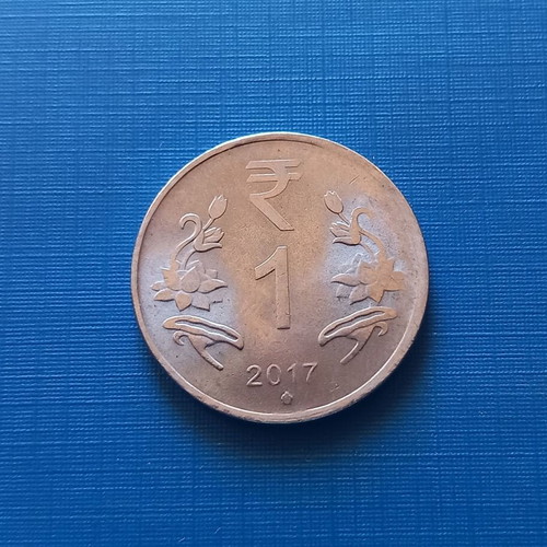 India 1 Rupee Coin 2017 like new