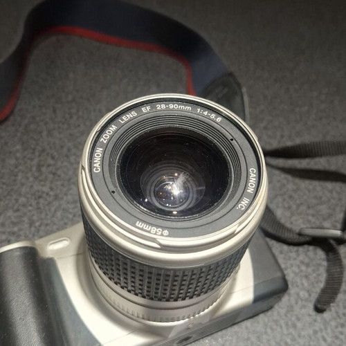 Canon EOS 300 Analog Camera like new with 28-90mm Lens and Sunpak Flash