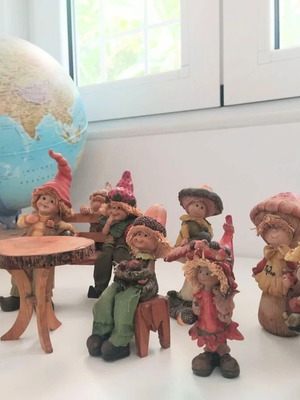 Forest Elves Decorative Set with Wooden Furniture, like new, 15 pcs