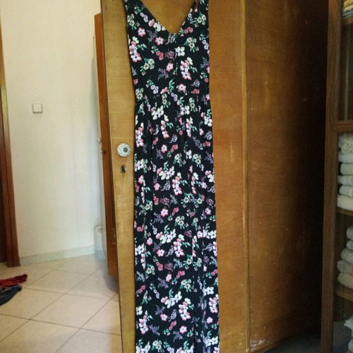 Black floral Gap dress like new, medium/large