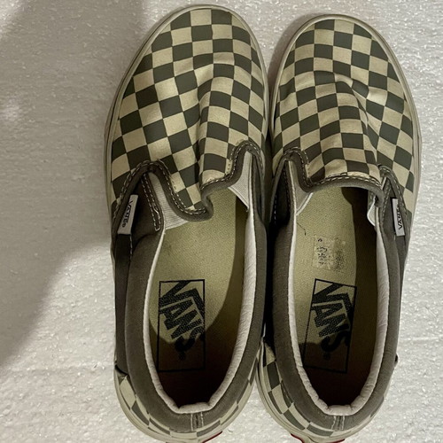 Vans Classic Slip-On checkerboard shoes like new, size 38