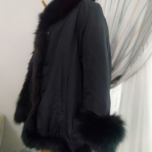 CLEARANCE SHIPPING UP TO 7/8!!! Half coat with real fox fur!!!!