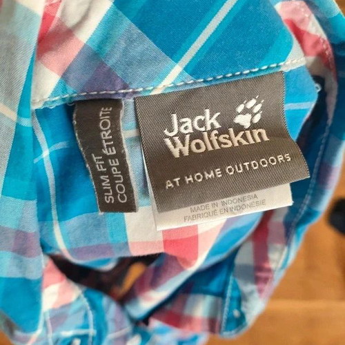 Jack Wolfskin shirt 100% cotton size M like new