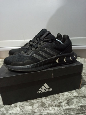 Adidas Kaptir Super αθλητικά σαν καινούργιο, νούμερο 43, μαύρα με reflective λεπτομέρειες