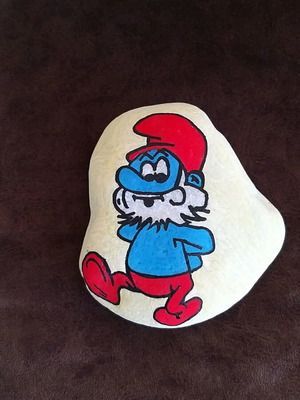 Decorative stone with Babastroumf made to order, painted with acrylics