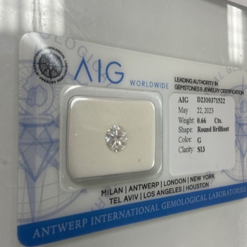 Natural diamond 0.66ct round brilliant, G color, SI3 clarity