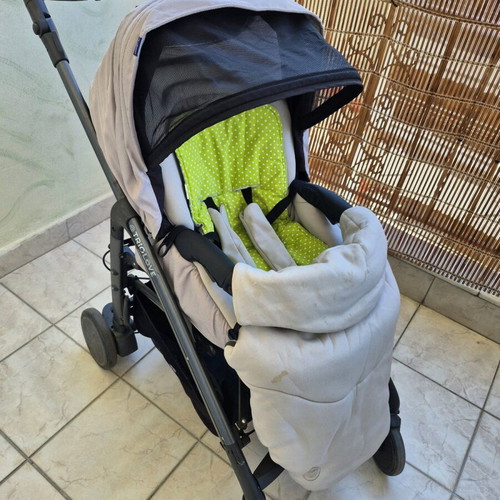 Chicco Trio Love stroller with bassinet and car seat