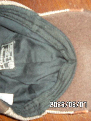 Clifftops adjustable winter hat like new, size 58