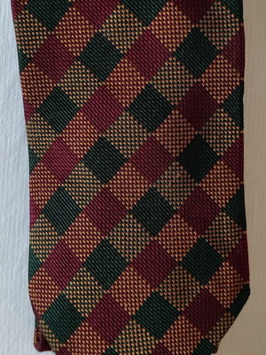 Pal Zileri Silk Tie like new, checkered burgundy and forest green