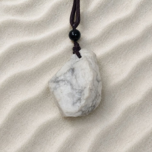 Necklace with cord and raw howlite new, white and brown