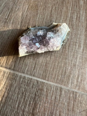 Amethyst stone like new