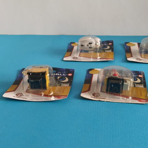 Wall-e Paintbot Mini Figures pack of 5 like new