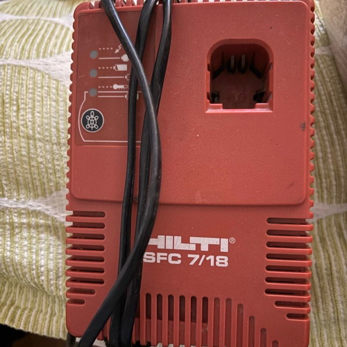 Hilti SFC 7/18 battery charger like new with slow discharge function