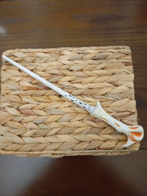 Plastic magic wand like new