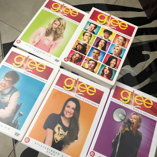 Glee Season One DVD boxset used with English subtitles 4-disc