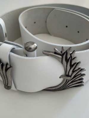 Leather Belt σαν καινούργιο, άσπρη δερμάτινη ζώνη μέσης 60-100cm