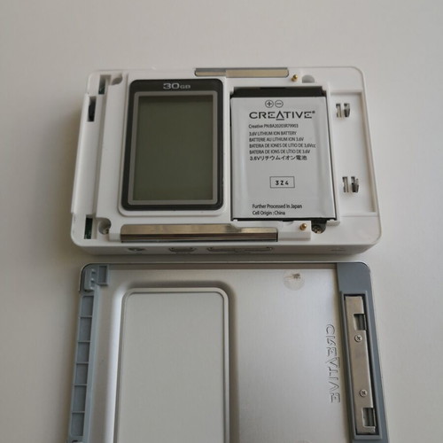 Creative Zen Xtra 30GB MP3 player like new