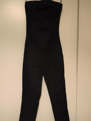 Strapless black jumpsuit used, medium size