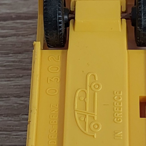 Mercedes 302 Joytoy bus toy new