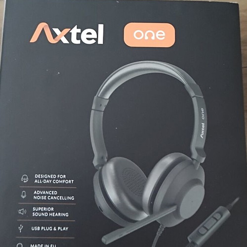 Axtel One Stereo Headset USB new, wired, noise cancelling