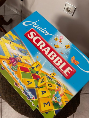 Scrabble Junior educational board game like new