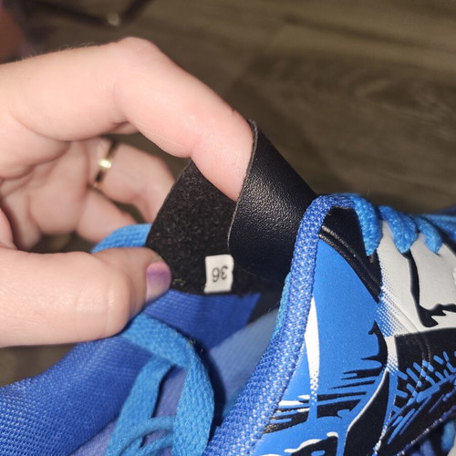 Football shoes size 36 like new, black and blue