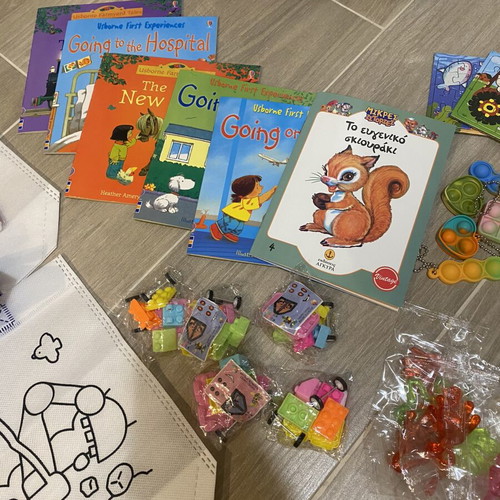 Surprise bags with new children's toys, pack of 10