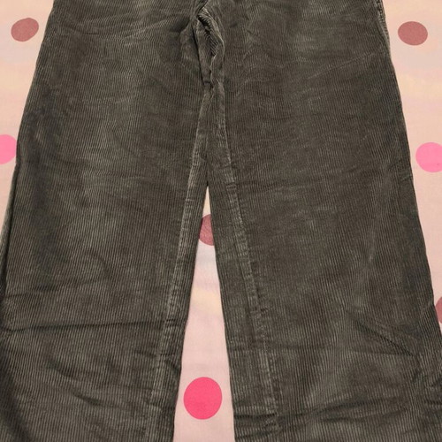 Quiksilver winter gray thin corduroy pants used