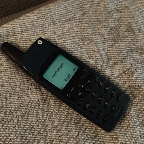 Ericsson R320s mobile phone