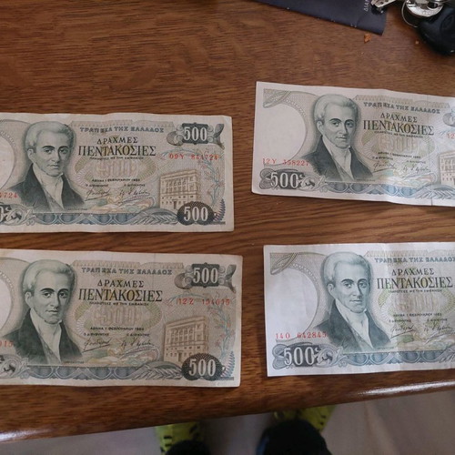 Banknotes 100 drachmas and 500 drachmas pack