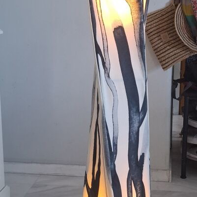 Floor lamp with fabric like new