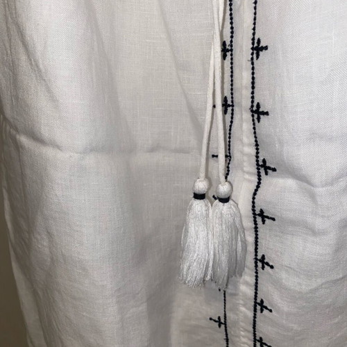 Linen women's dresses like new, white with pockets and brown