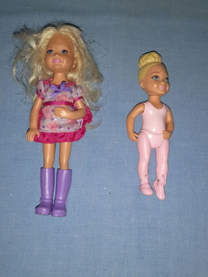 Κούκλες Barbie Club Chelsea μεταχειρισμένες με αφαιρούμενα ρούχα