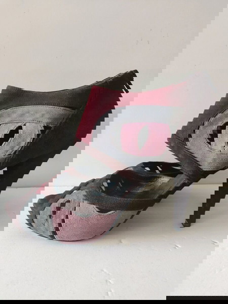 Πέδιλα /41