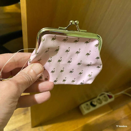 Coin purse with pink flamingo pattern new