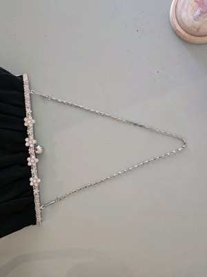 Официална черна чанта плик Suzy Smith в отлично състояние