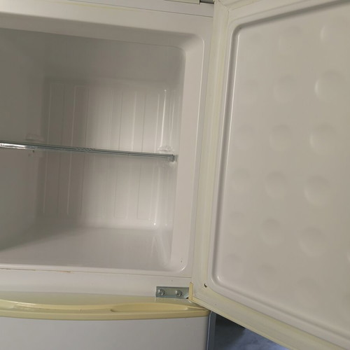 Trenton 156 refrigerator dimensions 135x48 like new