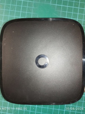 Vodafone TV Box GR-1280 with remote and power supply