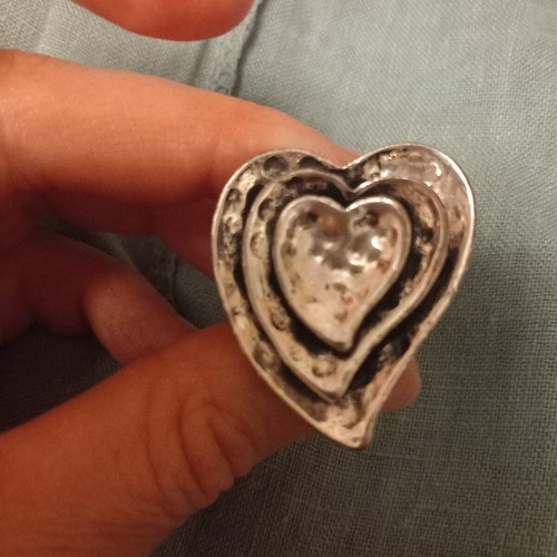 Elastic ring heart-shaped like new, silver color